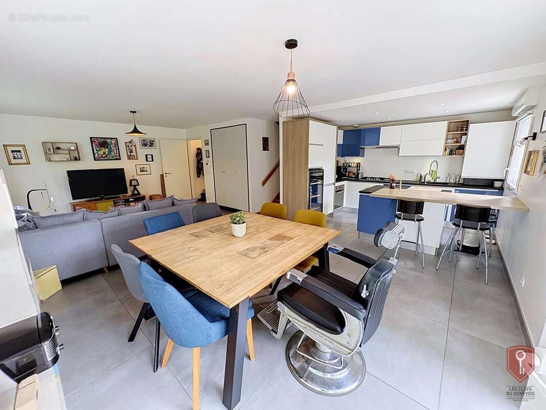 Appartement à FEIGERES