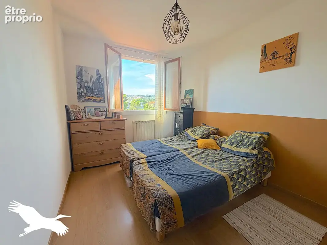 A VENDRE - Marseille 13013, Château Gombert / St Mitre - Appartement 4 pièces de 81m² avec terrasse, parking privatif en SUS et  - photo 7