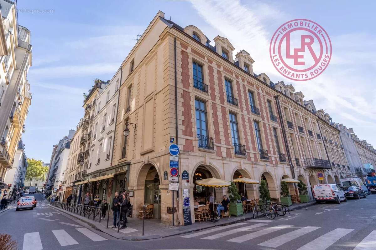 Appartement à PARIS-4E