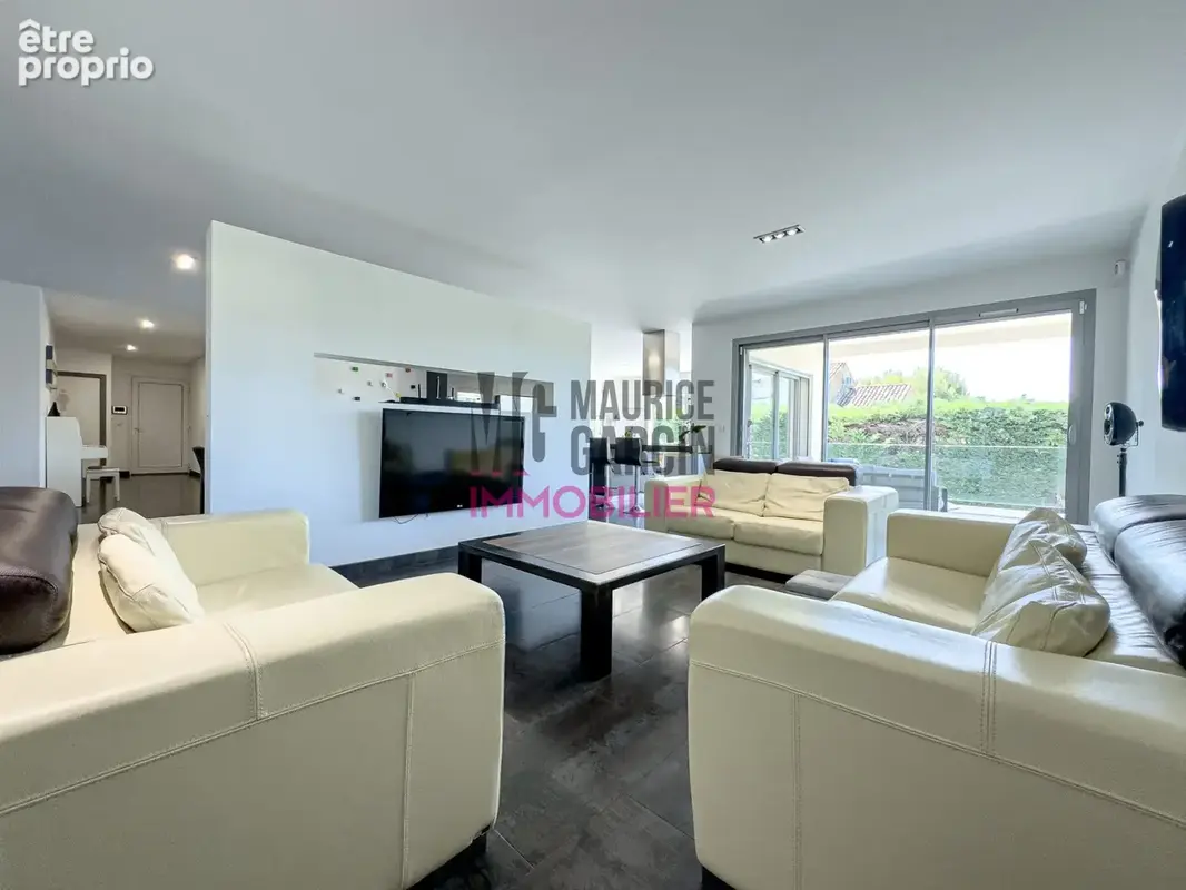 Maison 13 pièces 228 m² à vendre à Bedarrides (84370) - photo 8