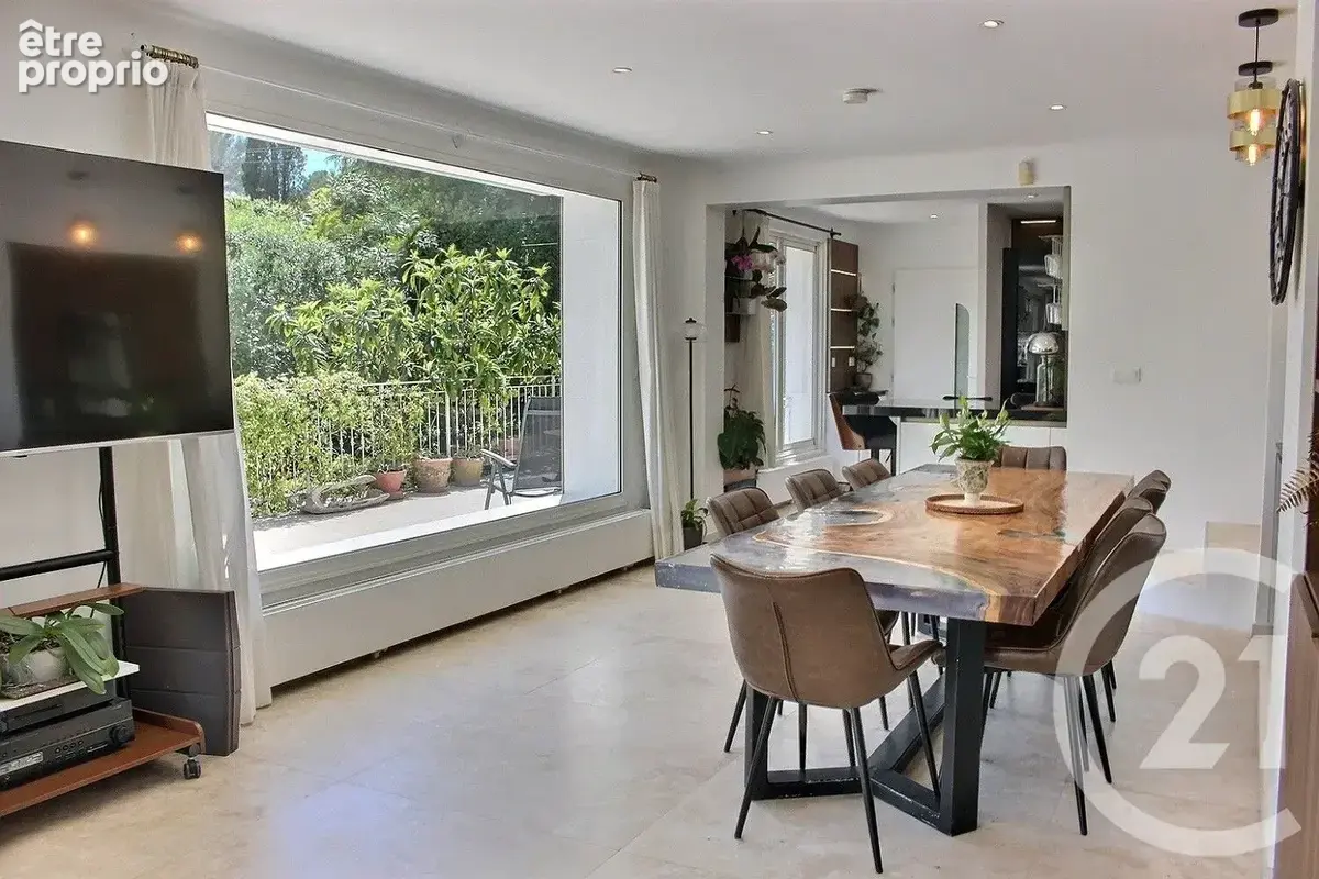 Maison 9 pièces 214 m² à vendre à Roquefort-Les-Pins (06330) - photo 6