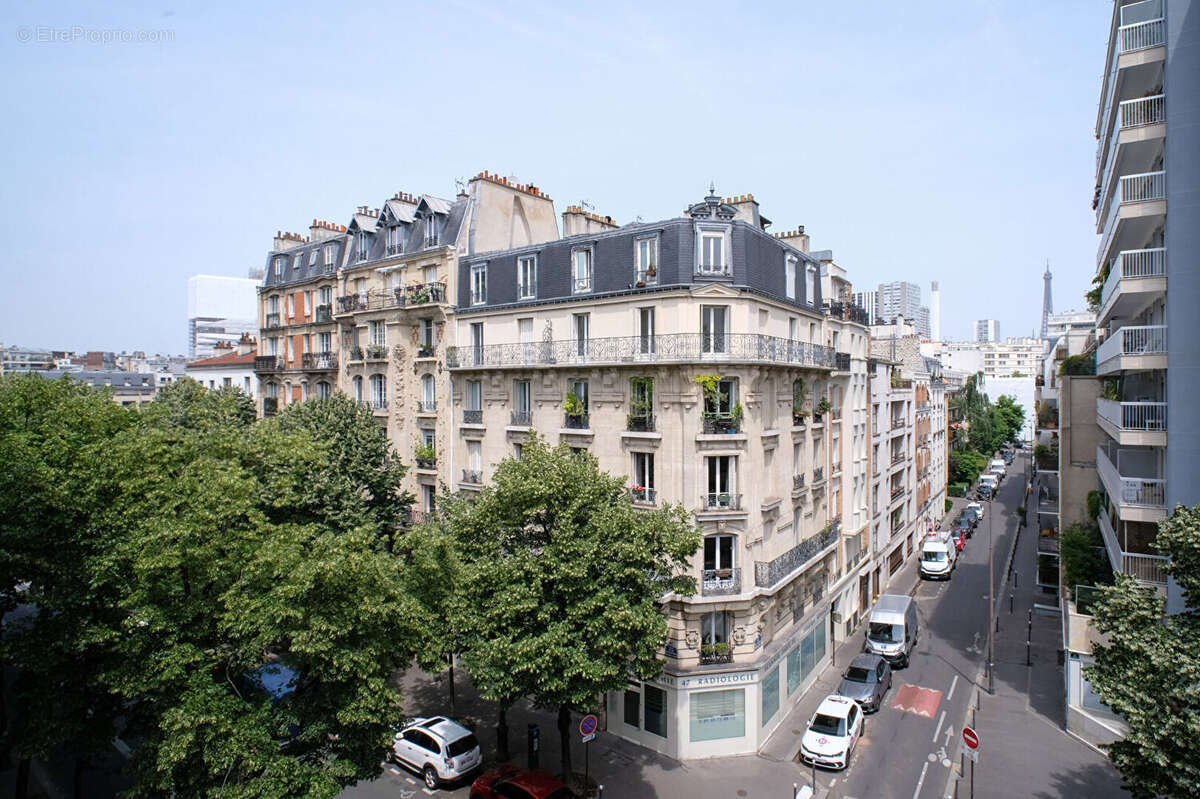 Appartement à PARIS-15E