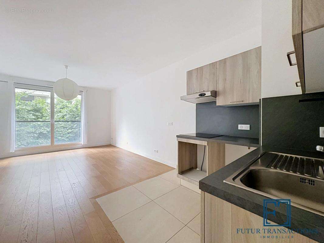 Appartement à ISSY-LES-MOULINEAUX