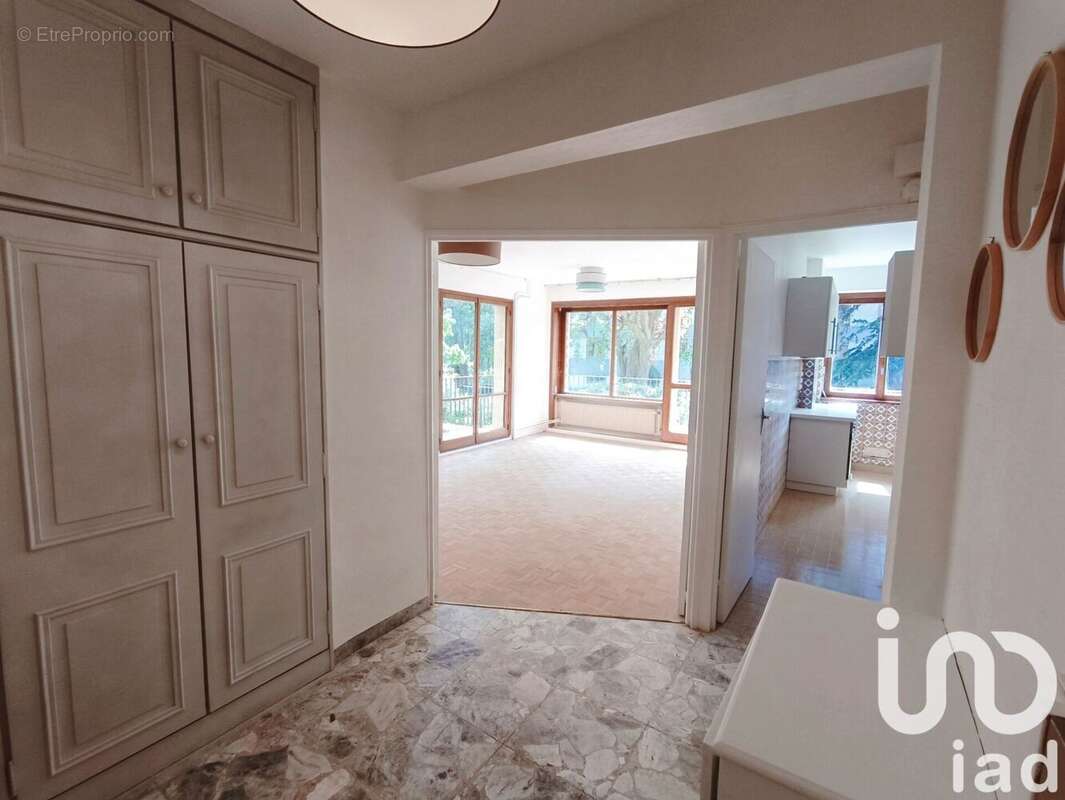 Photo 9 - Appartement à FONTENAY-AUX-ROSES