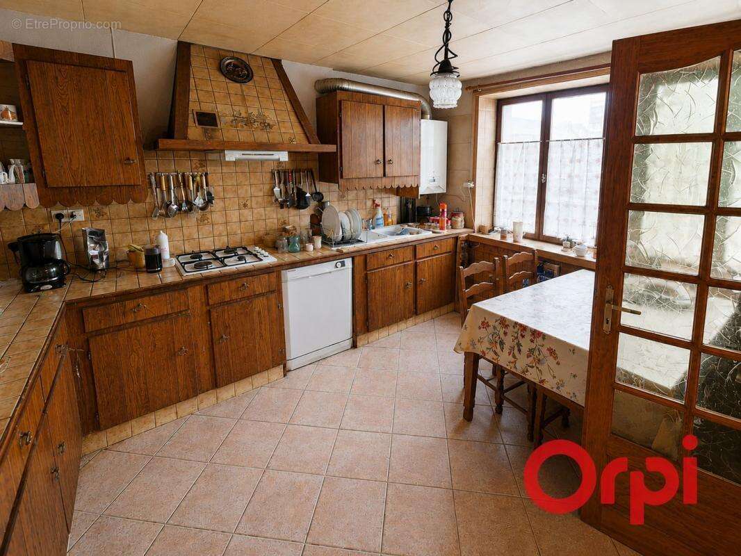 Maison à fort potentiel - photo 5