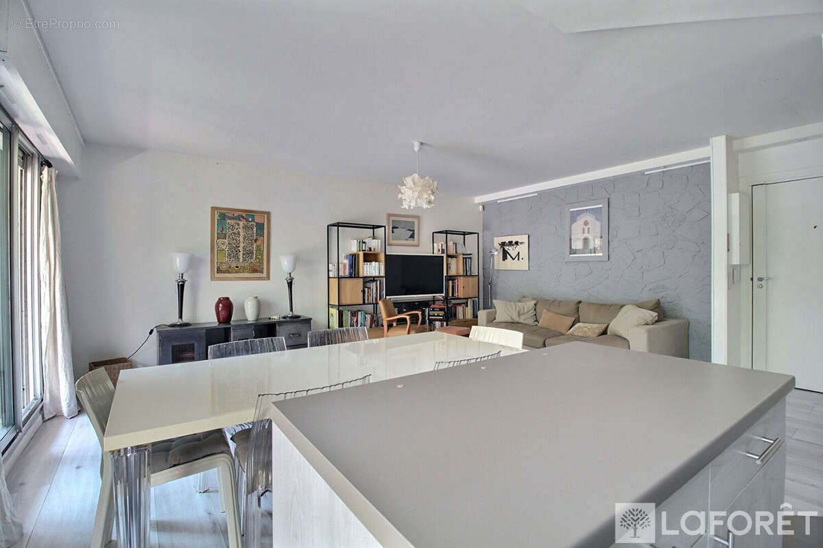 Appartement La Garenne Colombes 3 pièce(s) 67.5 m2 - photo 8
