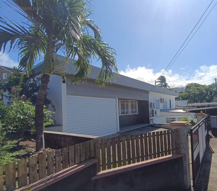 Maison à SAINT-JOSEPH