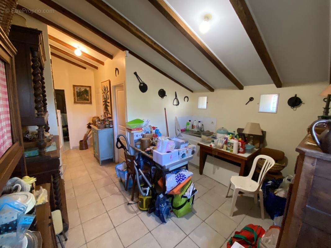 Maison à LES MATHES