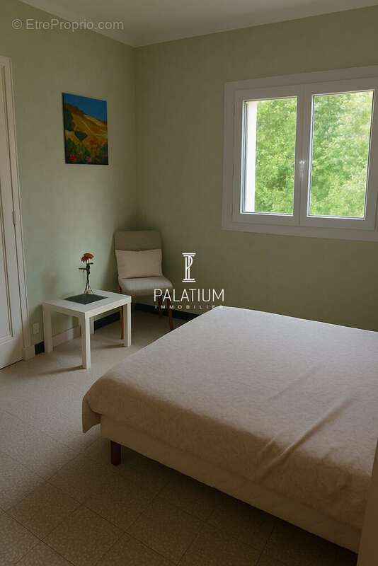 Maison à ROQUEBRUNE-SUR-ARGENS