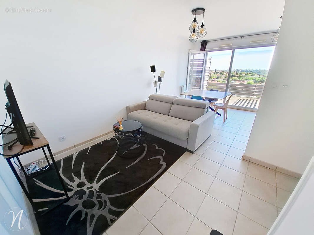 Appartement à MONTAGNY