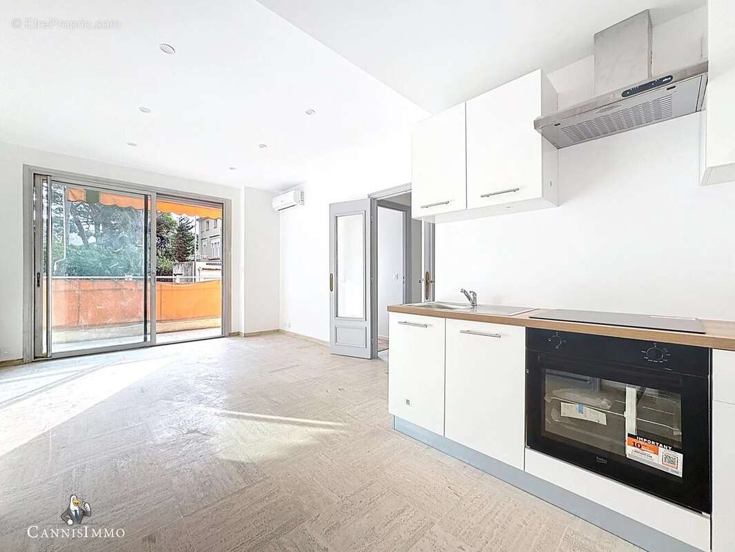 Appartement à CANNES