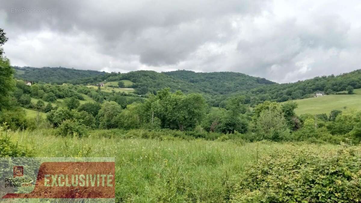Terrain Lanteuil 2571 m2 - photo 3