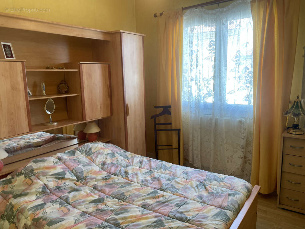 Maison à CASTILLON-LA-BATAILLE