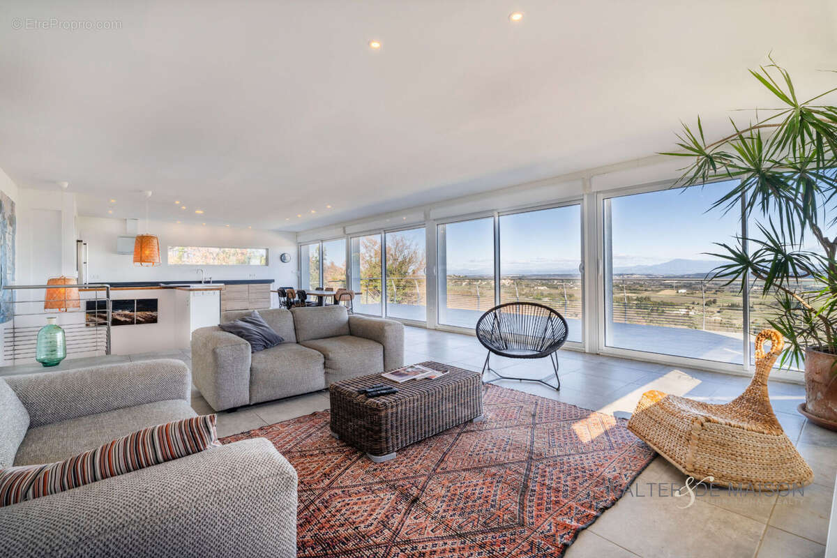 Maison à ROCHEFORT-DU-GARD