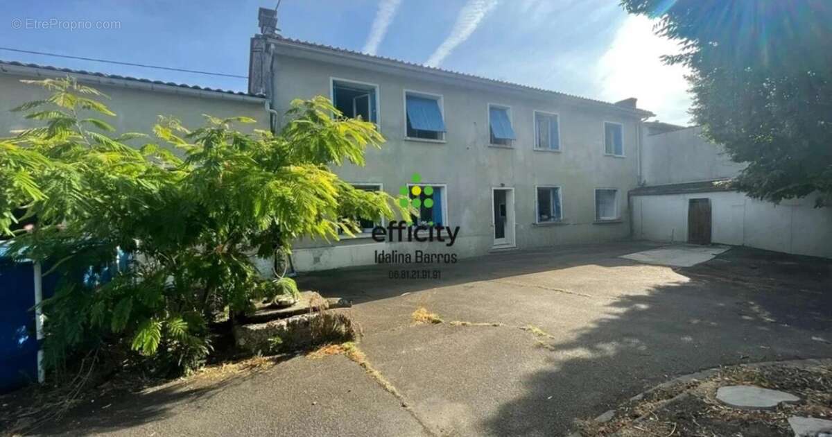 Maison 158 m² à Mouthiers-Sur-Boeme  - photo 15