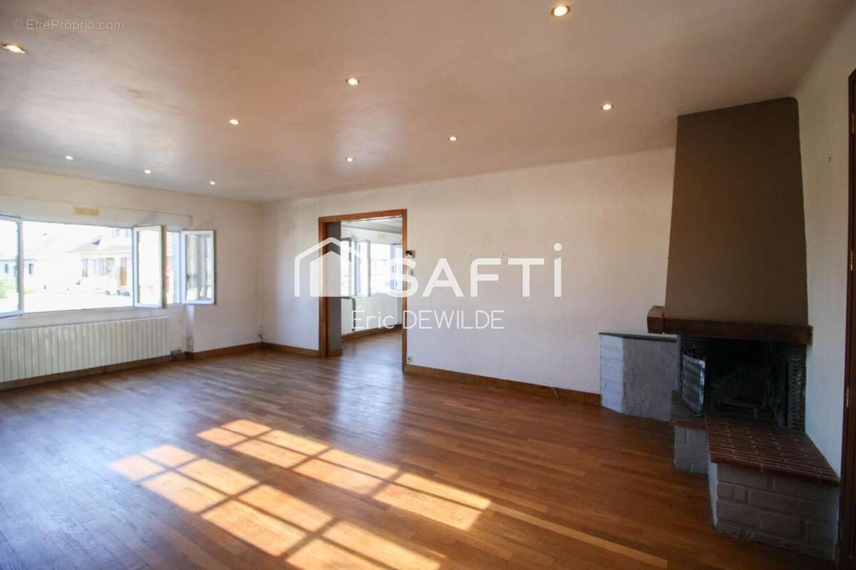 Photo 6 - Maison à LES CHERIS