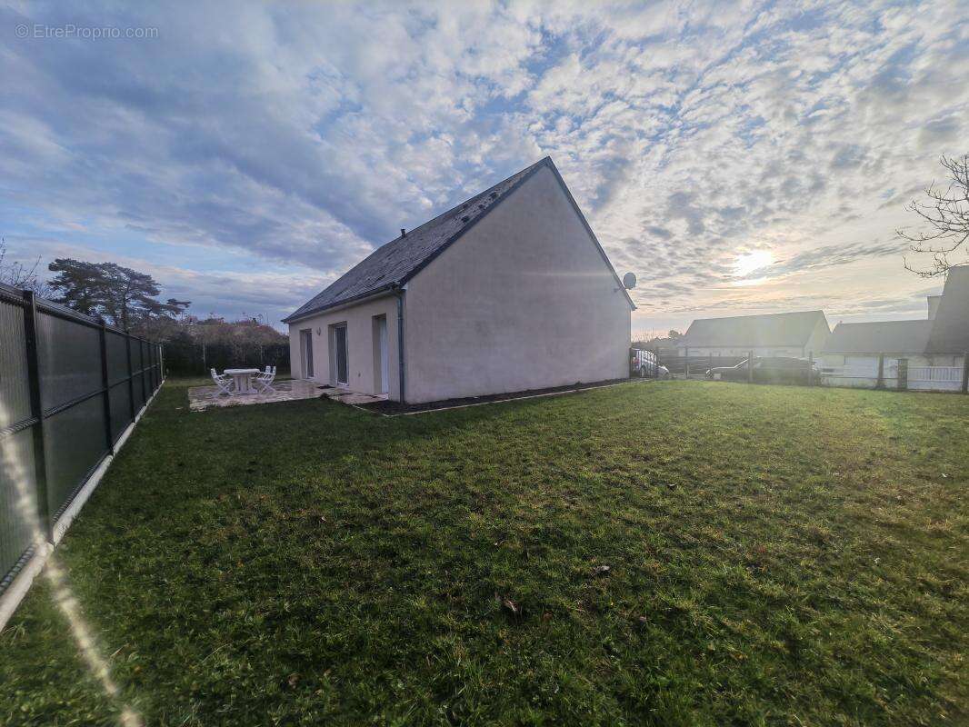 Maison à ARTANNES-SUR-INDRE