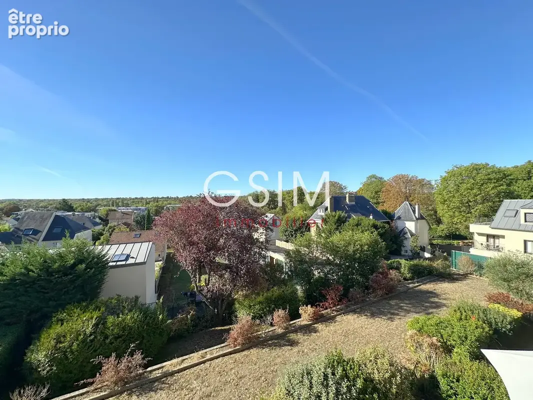 Bel appartement de 85 m2 2 chambres avec vue parc de saint cloud - photo 2