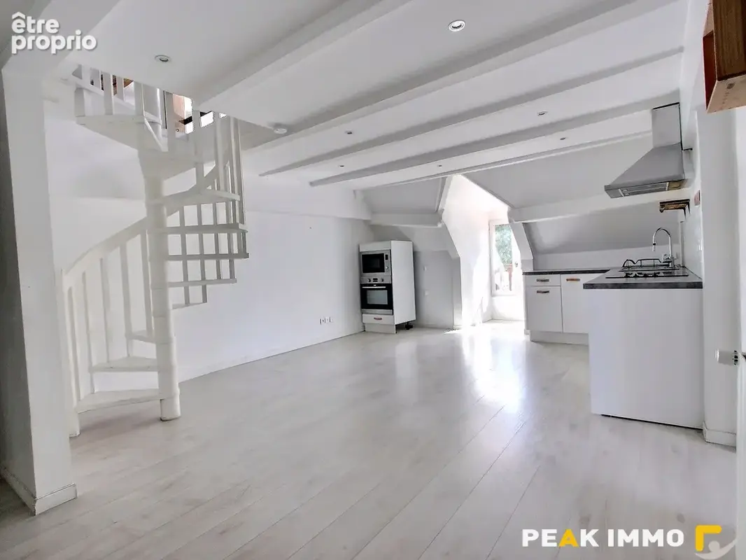 Appartement Duplex T3 - 73m2 - Annecy - photo 2