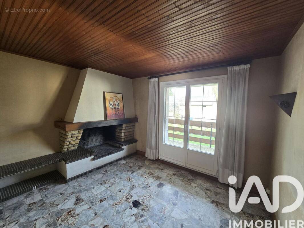 Photo 1 - Maison à LA CHARTRE-SUR-LE-LOIR