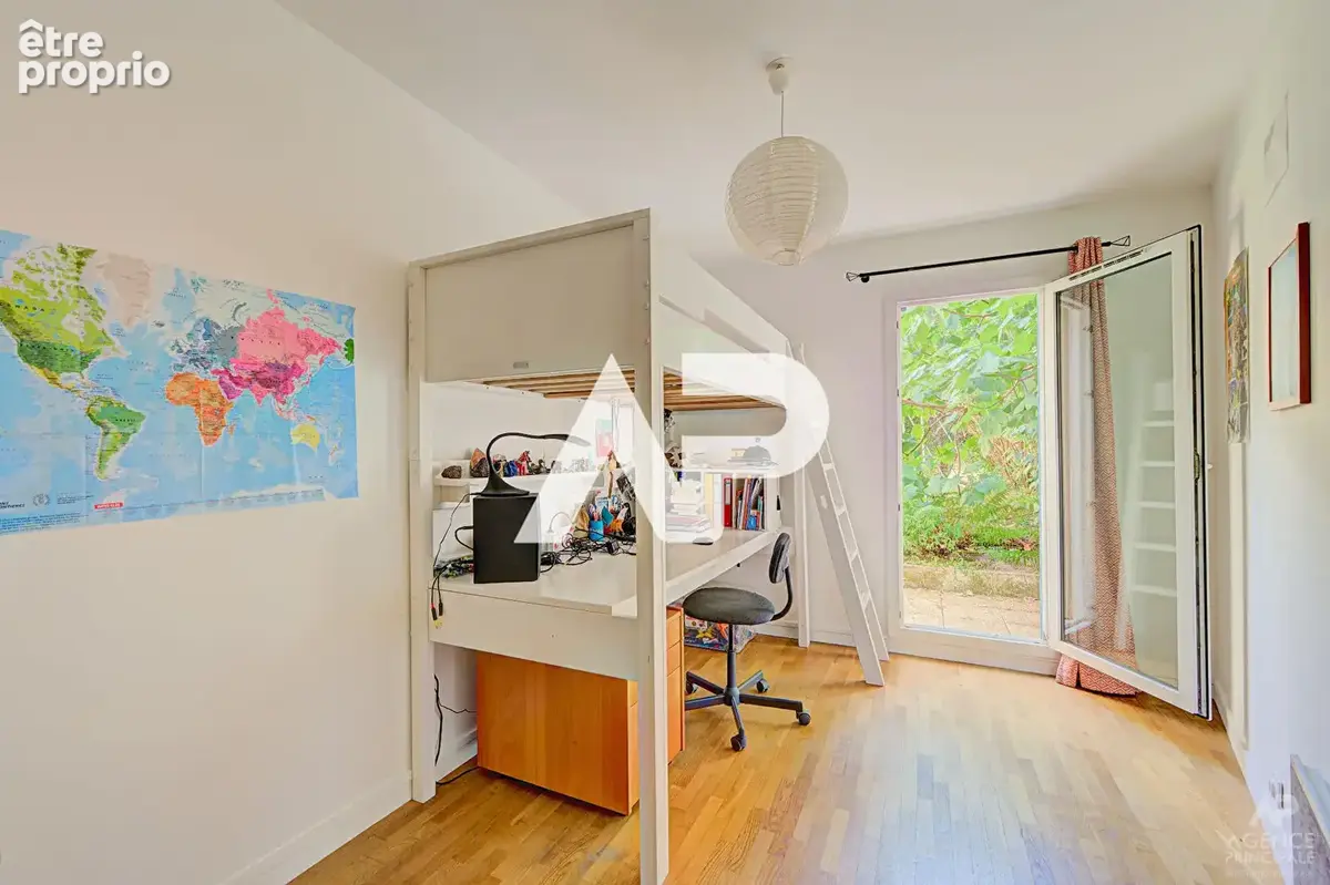 Appartement Rueil Malmaison 5 pièce(s) 127.88 m2 - photo 8