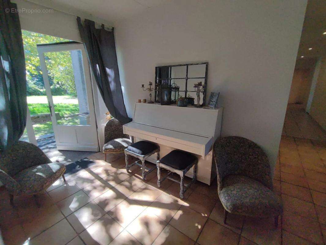 Maison à BEAUMONT-DU-PERIGORD