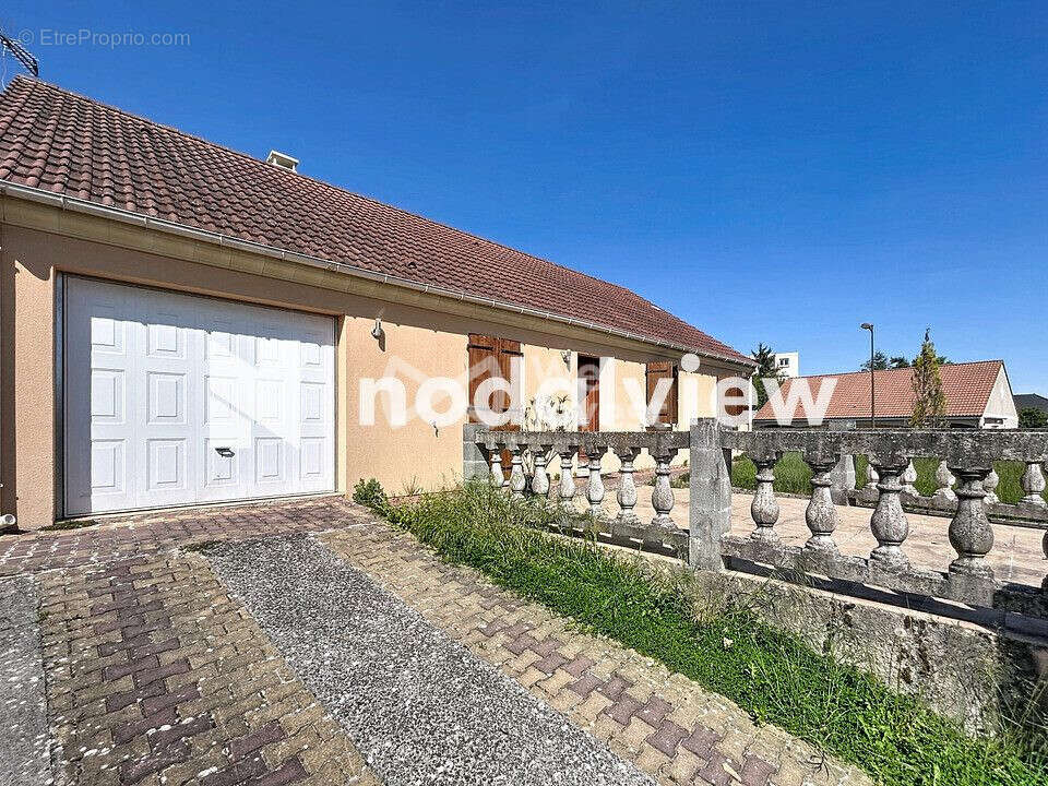 Maison à ROMILLY-SUR-SEINE