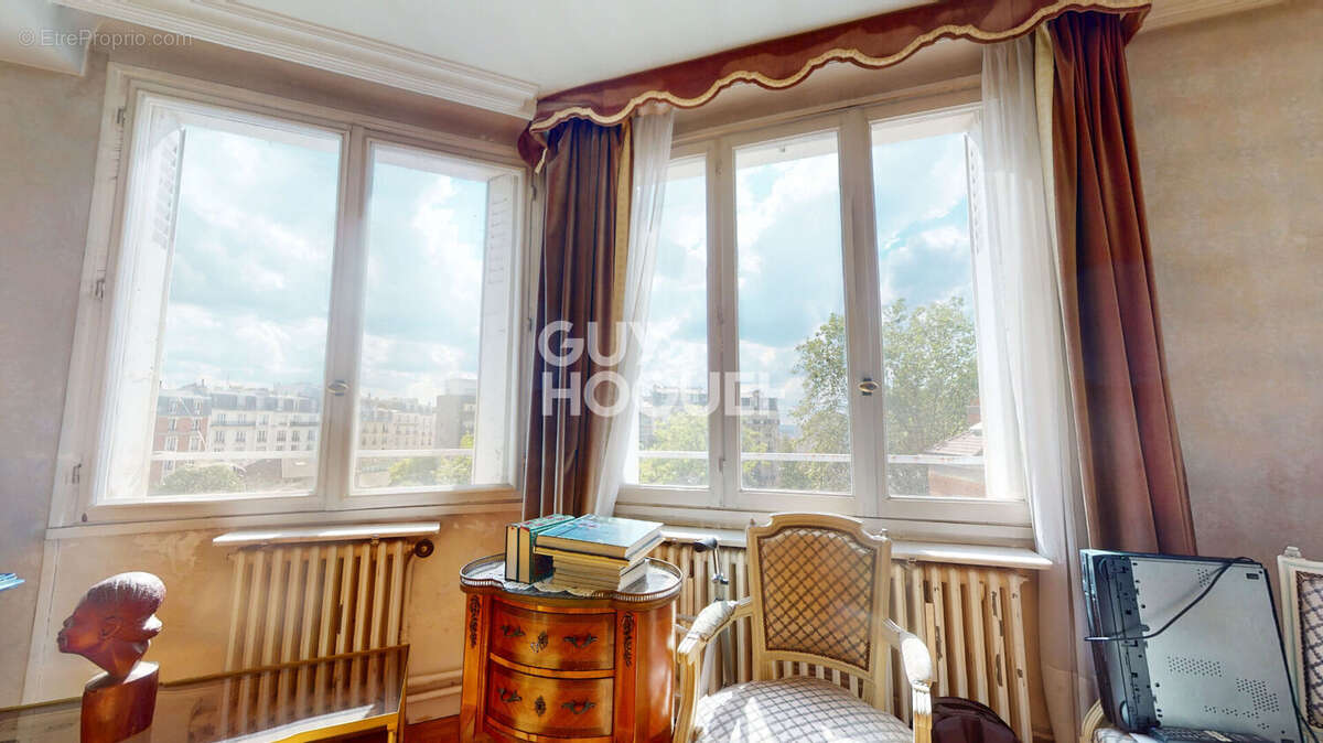 Appartement à PARIS-20E