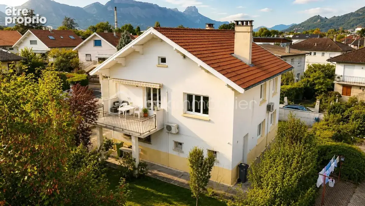 Maison à ECHIROLLES