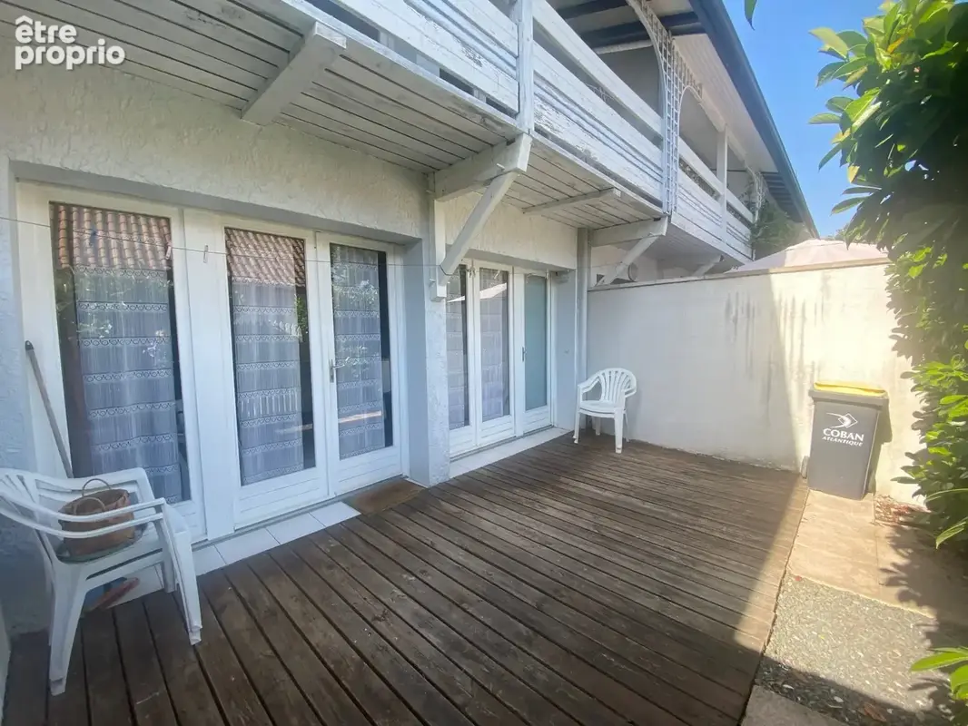 Photo Maison à Ares au prix de 289 000€
