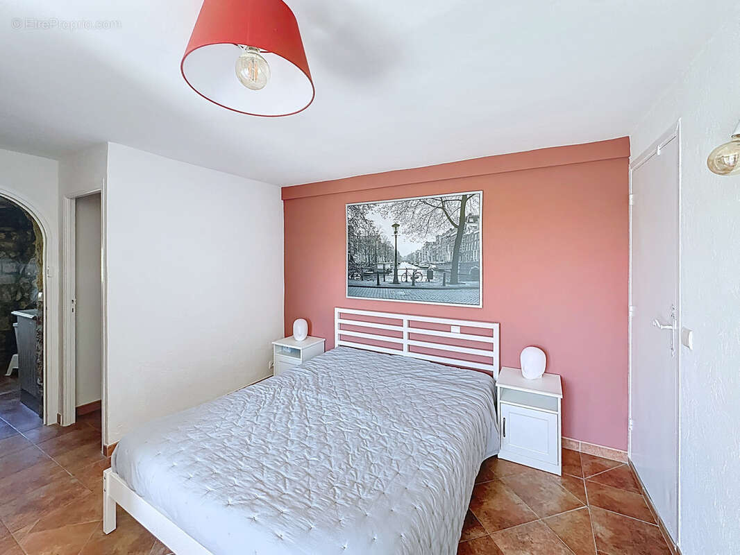 Maison à TOURRETTES-SUR-LOUP