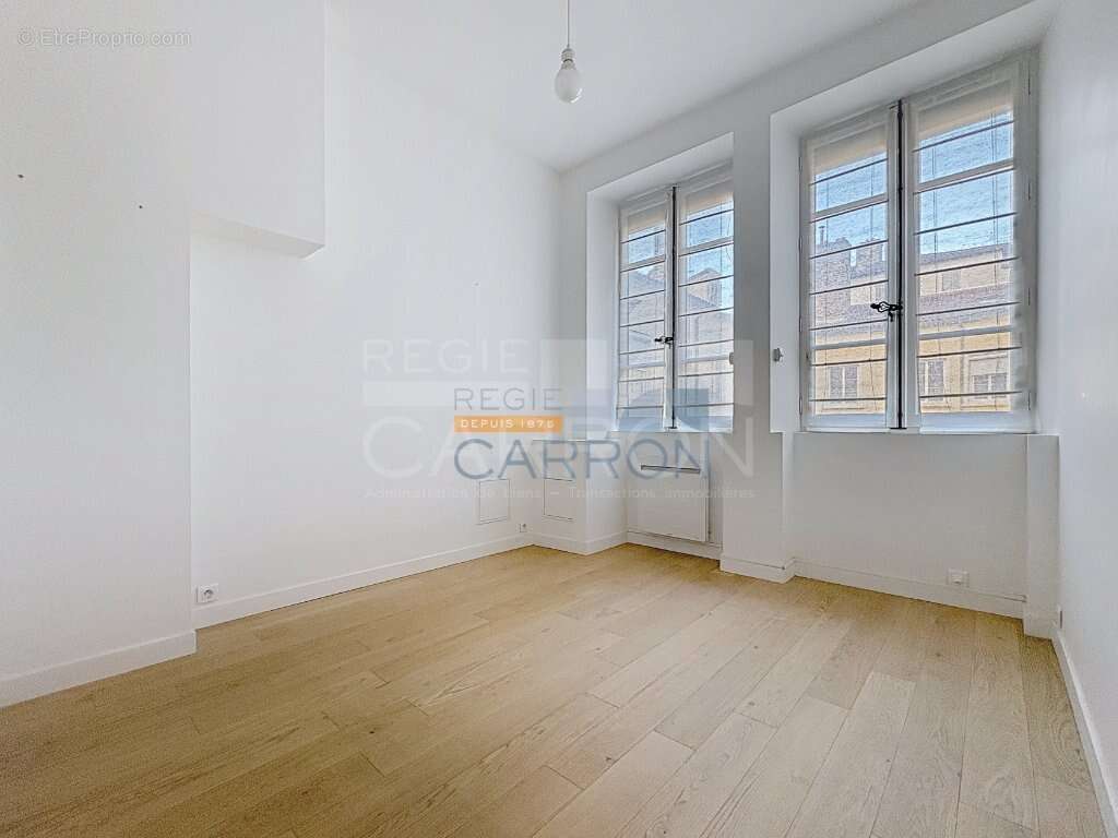 Appartement à LYON-1E