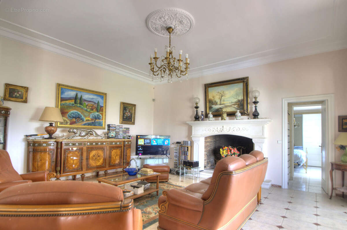 Maison à SAINT-RAPHAEL