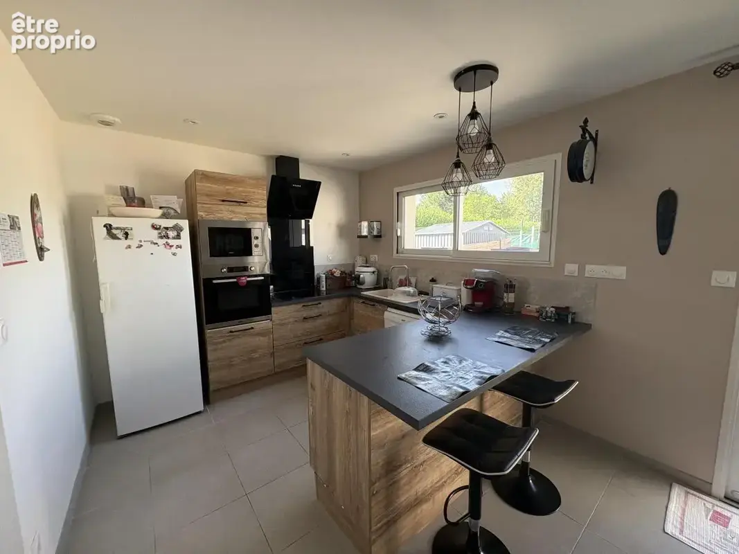 Maison 4 pièces 83 m² à vendre à Celles-Sur-Belle (79370) - photo 3