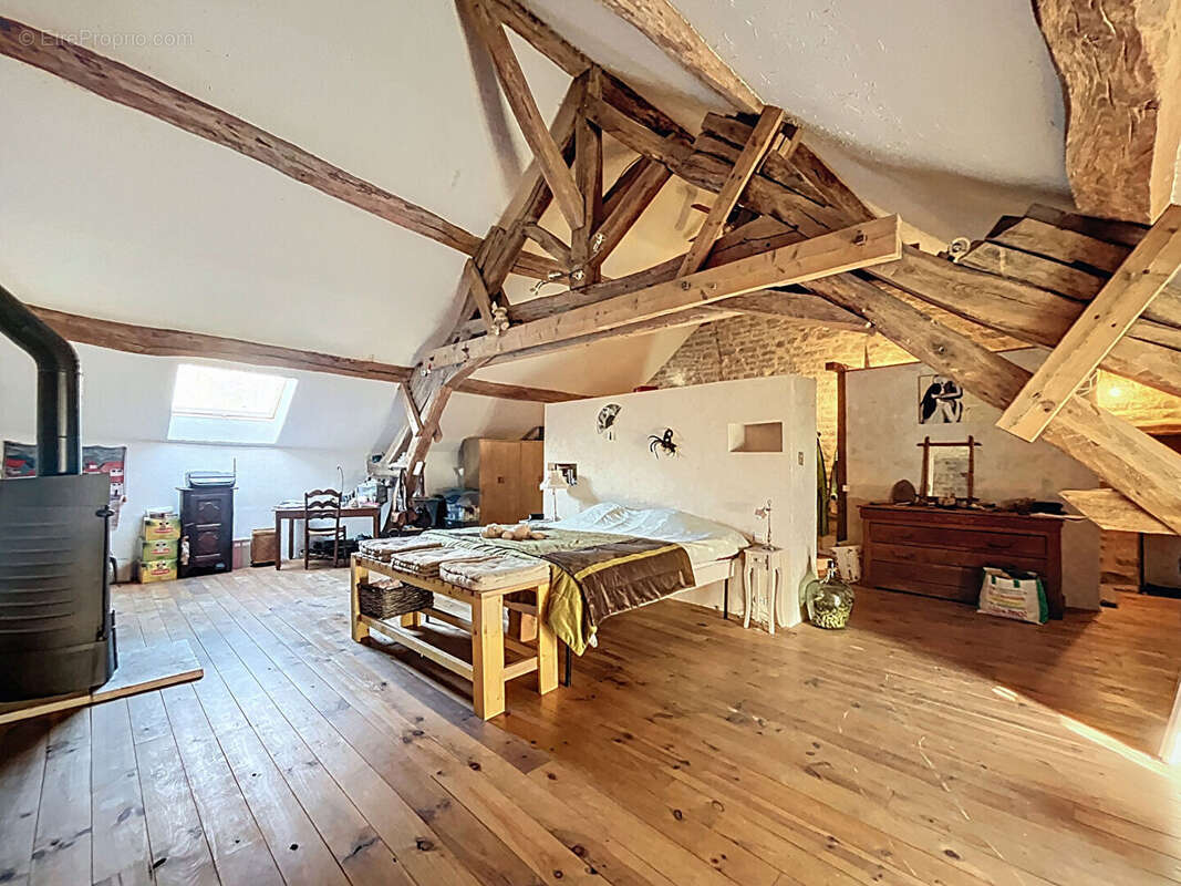 Maison à BLIGNY-SUR-OUCHE