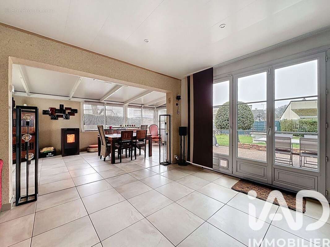 Photo 3 - Maison à OTHIS