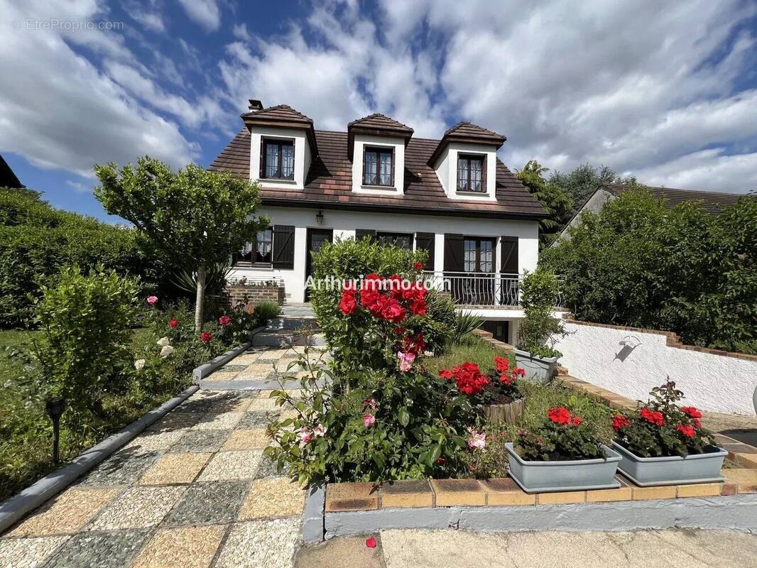 Maison à SUCY-EN-BRIE