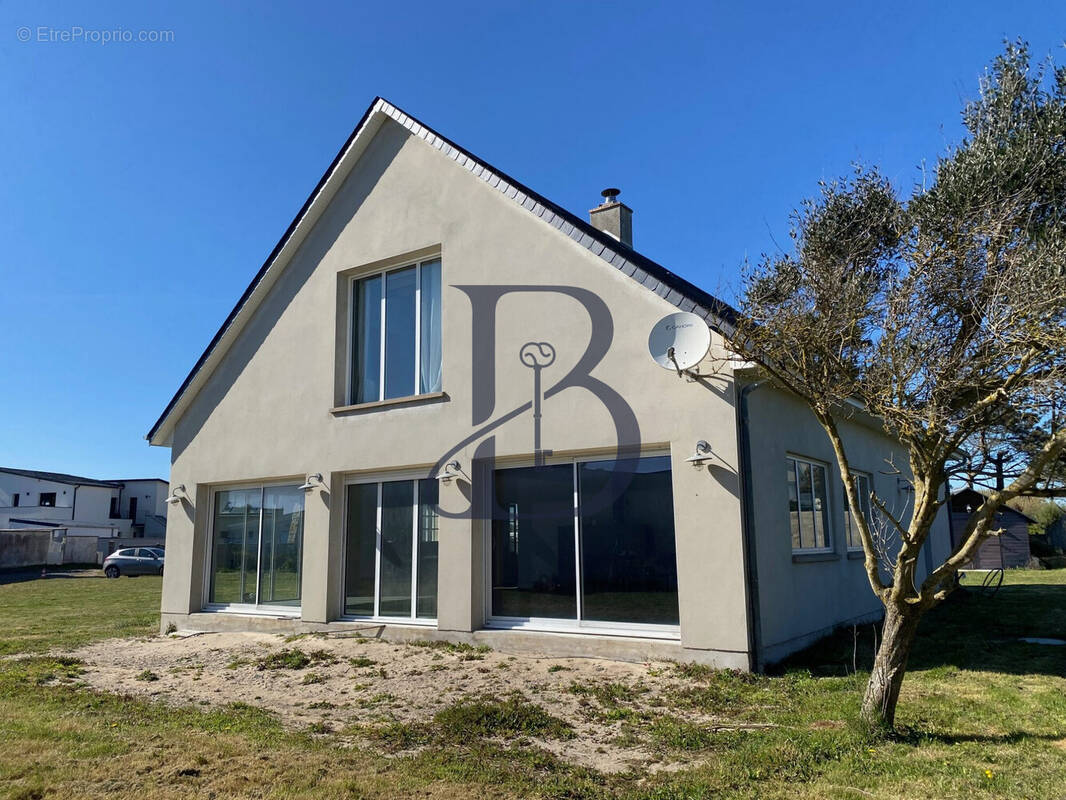 Maison à BRETTEVILLE-SUR-AY