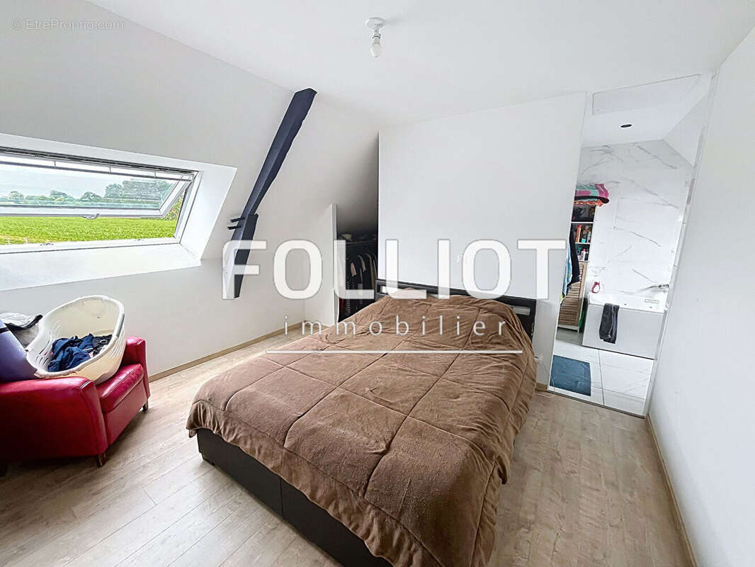 A VENDRE Maison à vendre 7 pièces à Le Grand Celland - photo 7