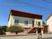 Maison à MONTCENIS