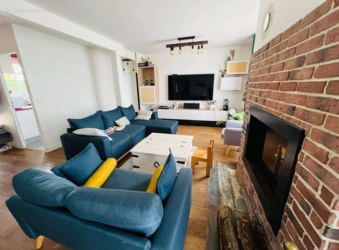 Maison 104 m² à Villeneuve-Le-Comte  - photo 6
