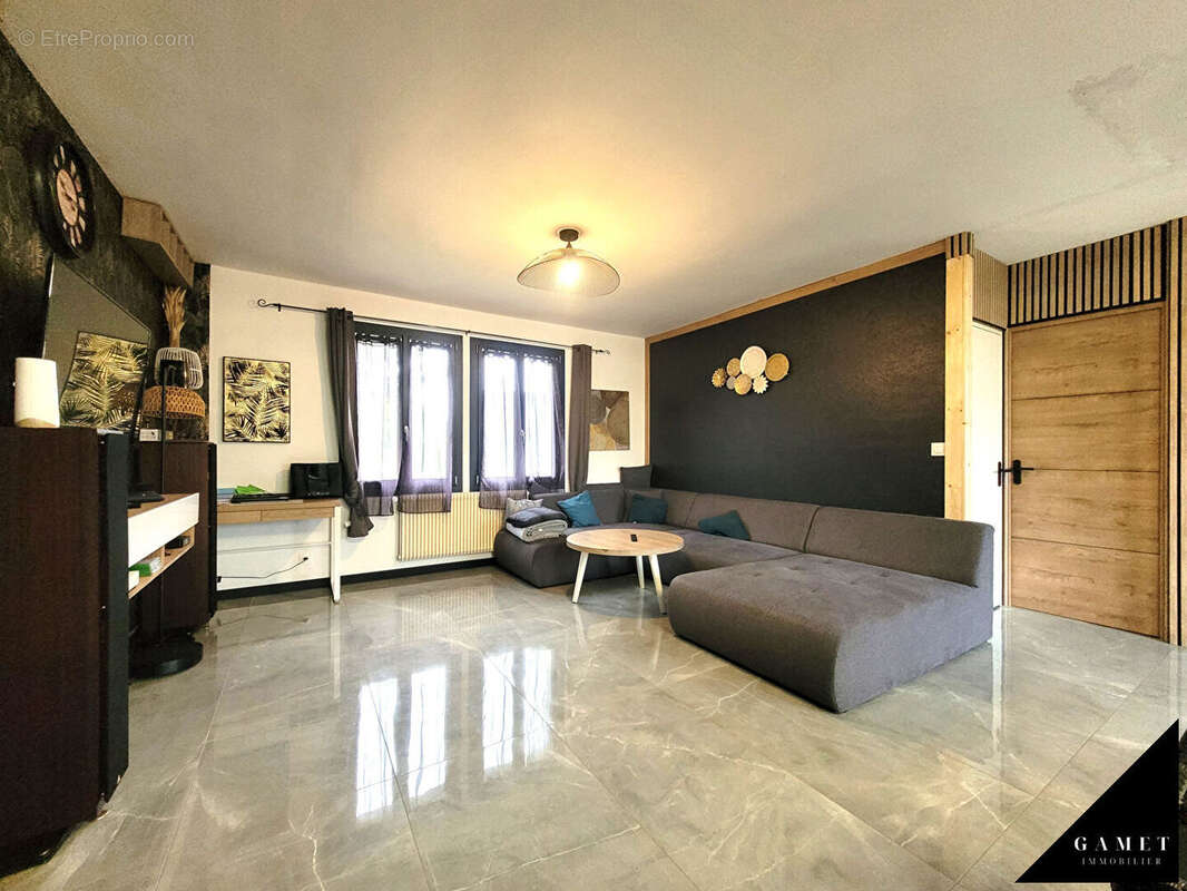 Maison à TRANS-LA-FORET