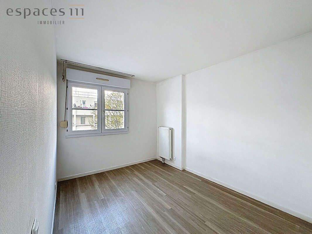 Appartement à MONTIGNY-LE-BRETONNEUX