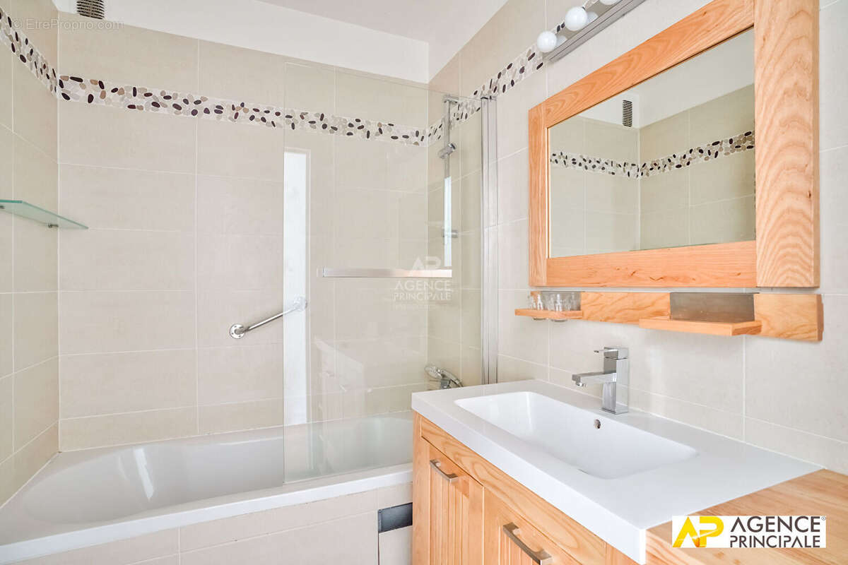 Appartement à MAISONS-LAFFITTE