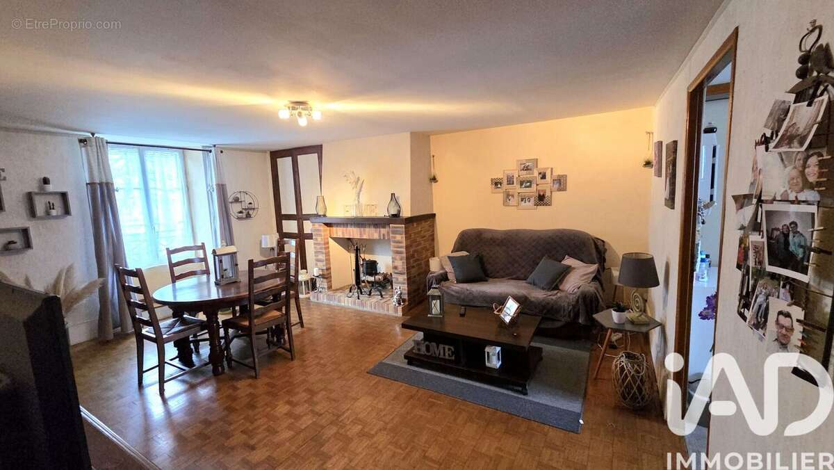 Photo 8 - Maison à CHAILLAC