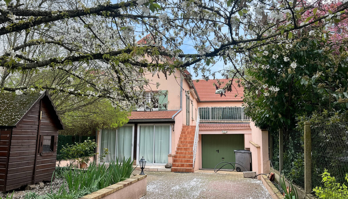 Maison à CHARTRES