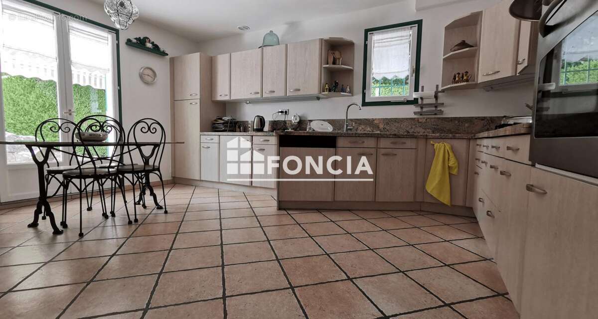 Maison à BOISSISE-LE-ROI