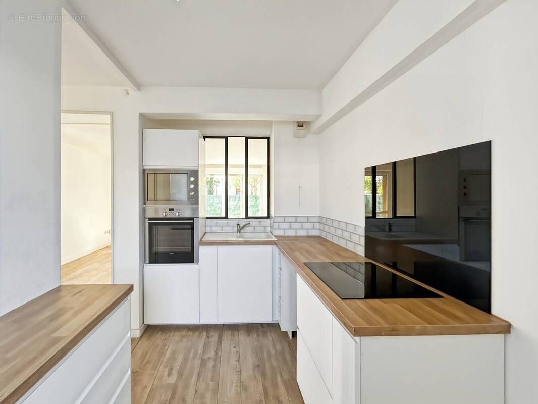 Appartement à FROUZINS