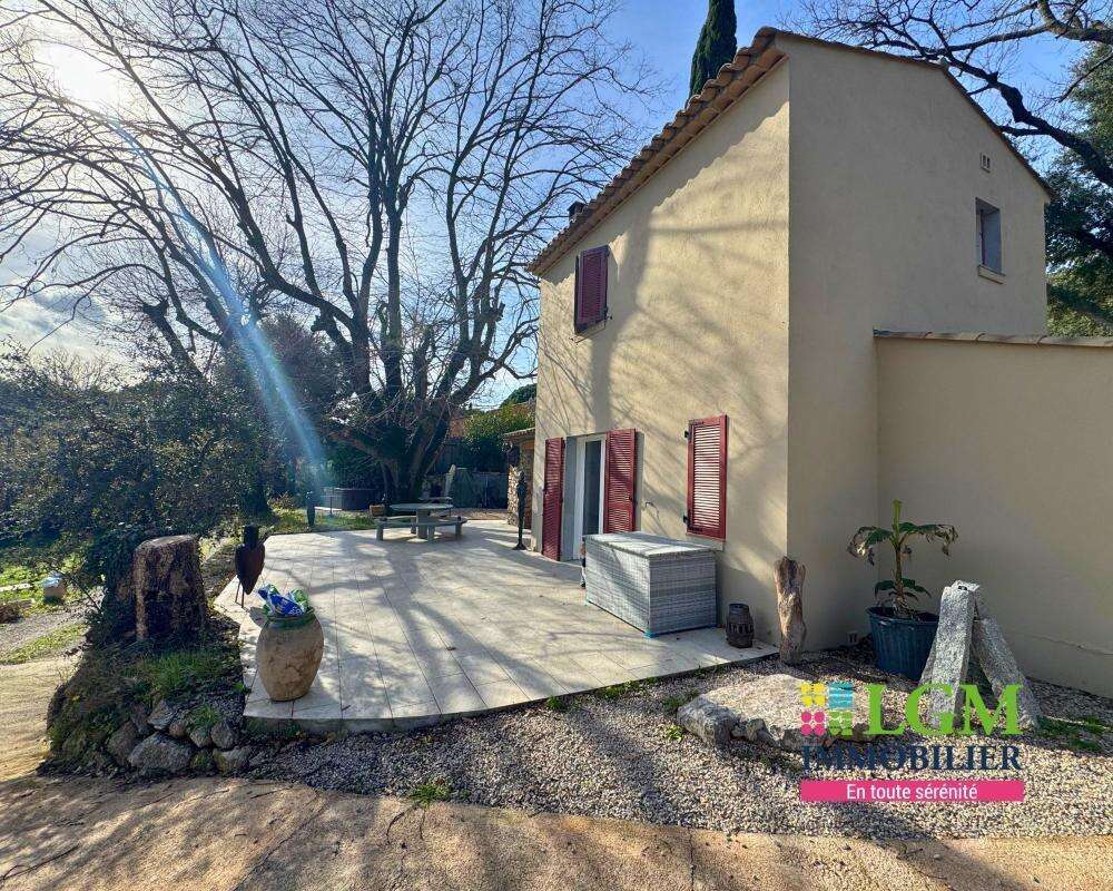 Maison à PLAN-DE-LA-TOUR