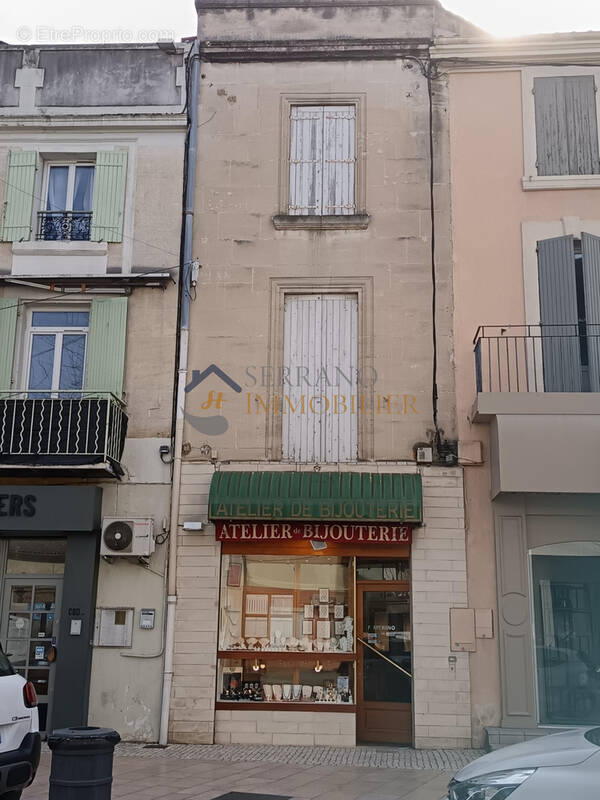 Appartement à CHATEAURENARD